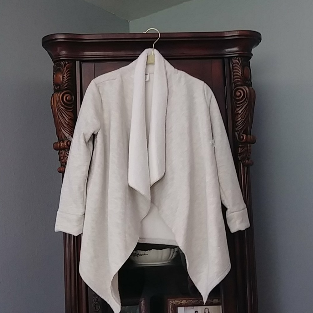 Off white comfortable cardigan